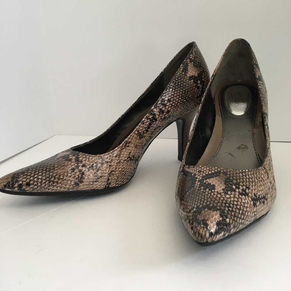 Alfani Women’s Faux Snakeskin Heels, 8.5M, 3” Heels